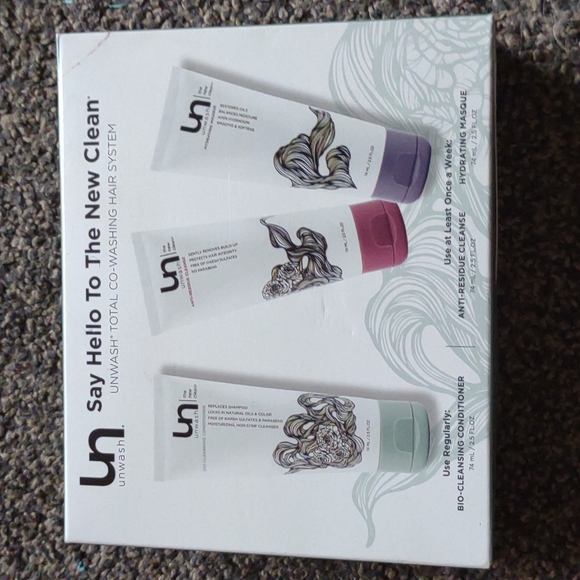 ✨NWOT Unwash Hair Care System🌟 - Picture 1 of 8